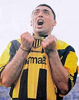 Resultado de imagen para CARLOS AGUILERA PEÃ‘AROL