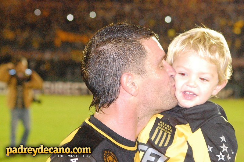 Peñarol campeón uruguayo 2013 - Goles - Portadas - Fotos Peñarol campeón uruguayo 2013 - Goles - Portadas - Fotos