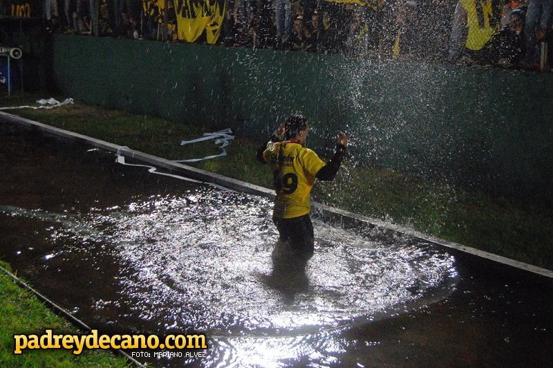 Peñarol campeón uruguayo 2013 - Goles - Portadas - Fotos Peñarol campeón uruguayo 2013 - Goles - Portadas - Fotos