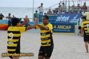 futbol_playa_peñarol_05