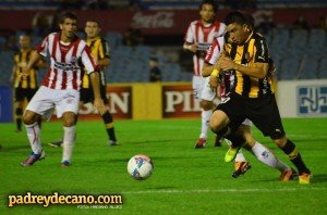 penarol-river-clausura-2014-30