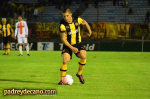 penarol-sudamerica-clausura-2014-mariano-alvez-4