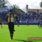 penarol-defensor-apertura-2014-03-mariano-alvez