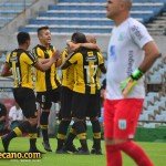 penarol-racing-apertura-2014-08-mariano-alvez