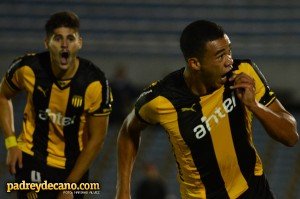 piriz-penarol-tanque-clausura-2015-01 (3)