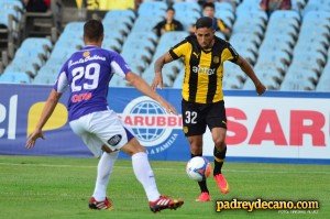 urretaviscaya-penarol-defensor-clausura_2015-03