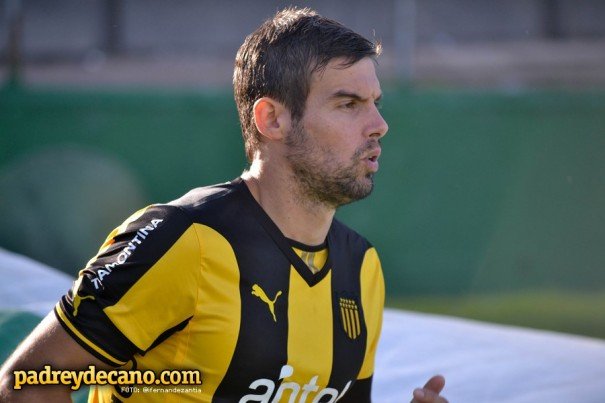 Gonzalo-Viera-RiverPlateVsPeñarol-24