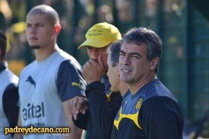 penarol-atenas-de-san-carlos-clausura-2015-mariano-alvez-04