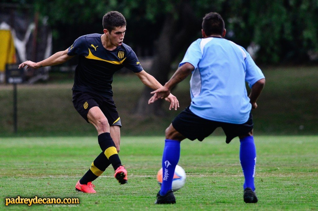 Colo-Christian_Adinolfi_Peñarol_Entrenamiento_Aromos_5