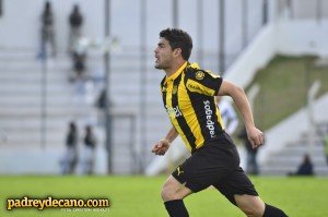 Aguiar-Gol-Peñarol_Christian_Adinolfi_Danubio_4