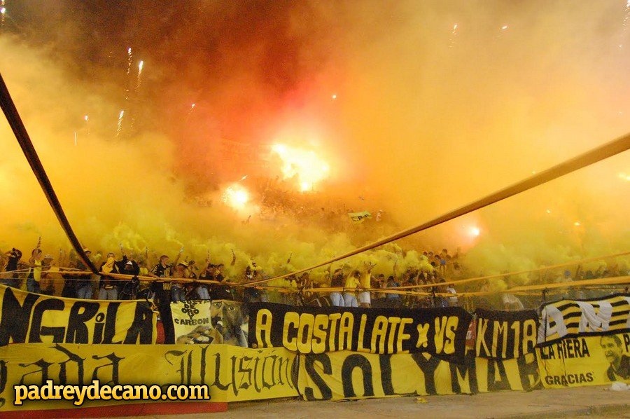 Recibimiento Copa Bimbo 2013 ante Nacional. Estadio Centenario, 16 de enero de 2013.