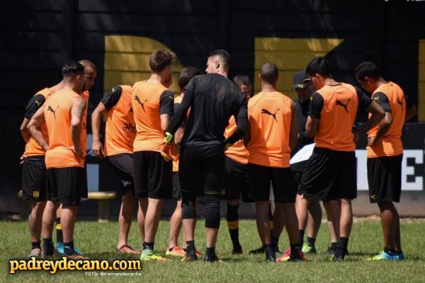 entrenamiento-previo-clasico-los-aromos-nacho-fernandez-antia-7