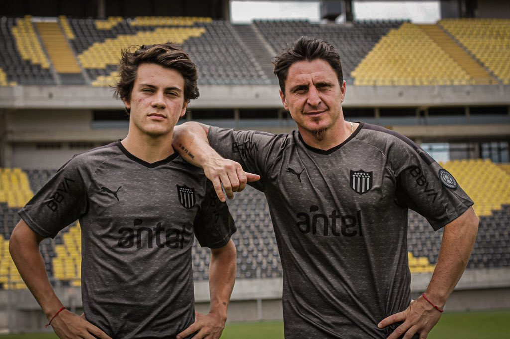 Camiseta peñarol 2020 clearance