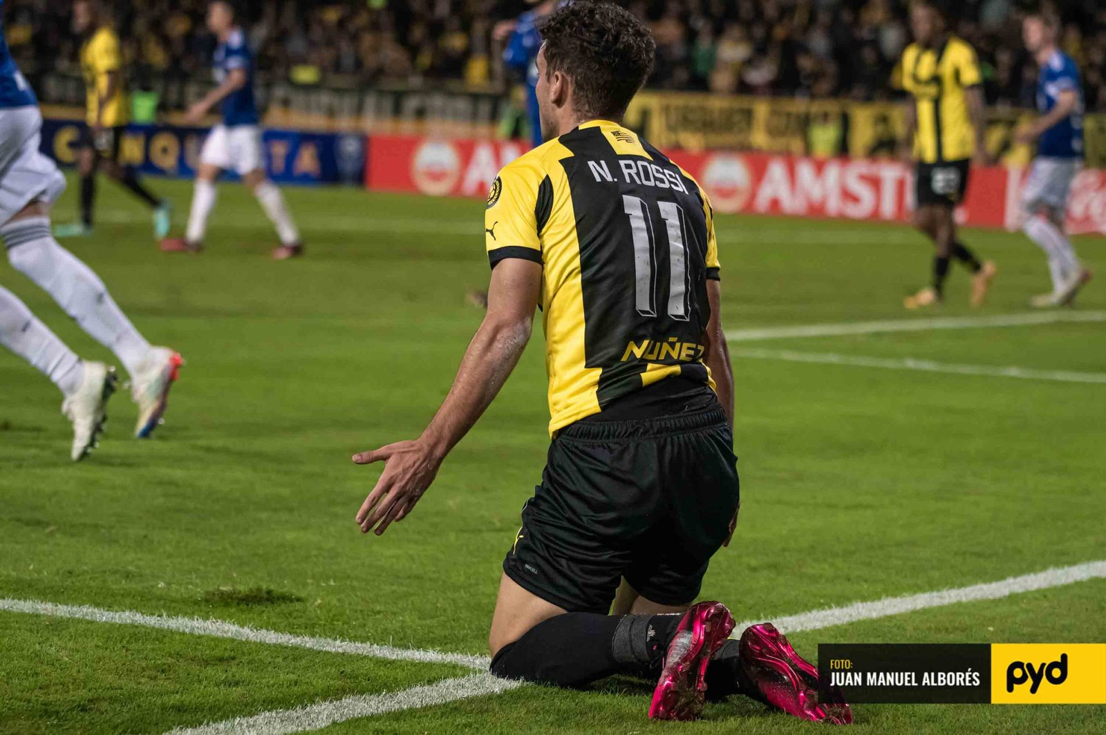 Hoy juega el Decano del Fútbol Uruguayo 💛🖤 - Yo amo a Peñarol